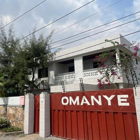 Omanye Lodge Accra Eksteriør billede